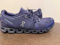 Buty On Cloud Running 42   QC