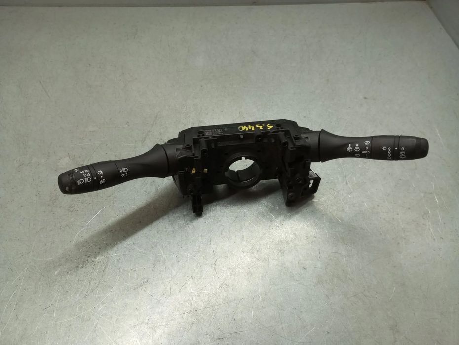 Conjunto / manetes de luzes e limpa vidros DACIA Sandero III