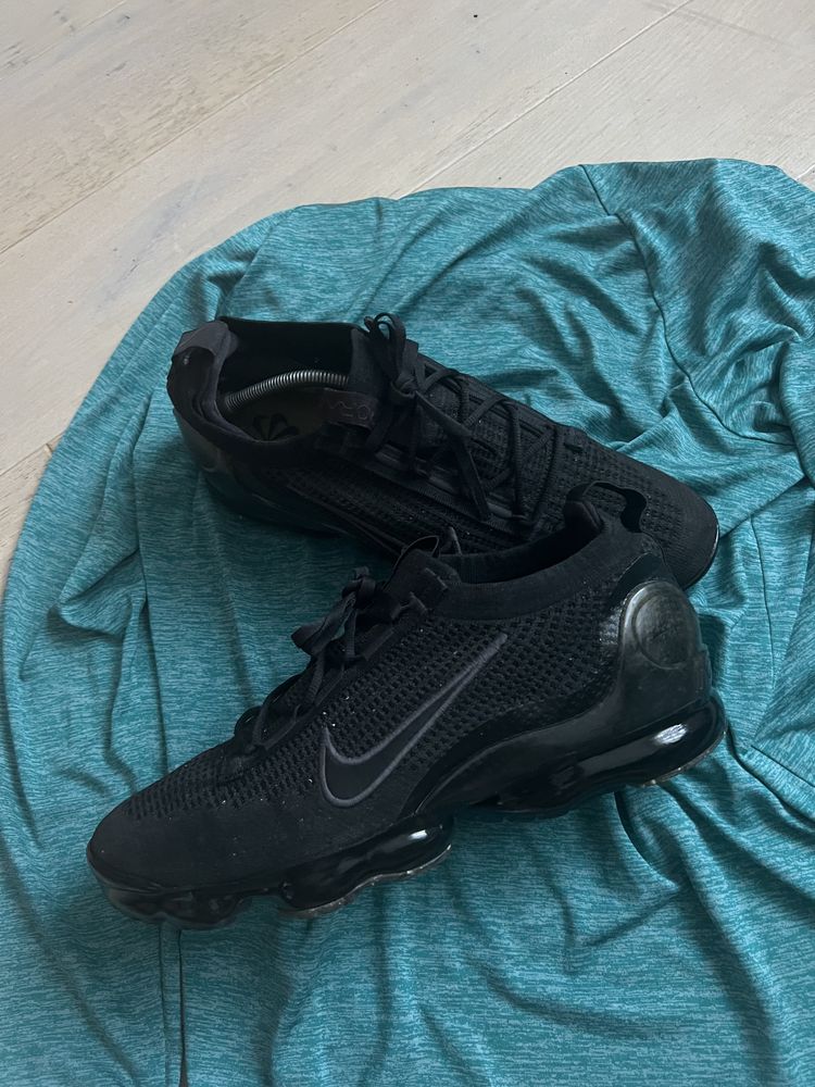 Buty nike vapormax 2021, 2023, plus stan bardzo dobry oryginał