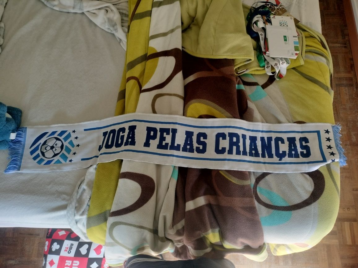 Cachecol Joga Pelas Crianças
