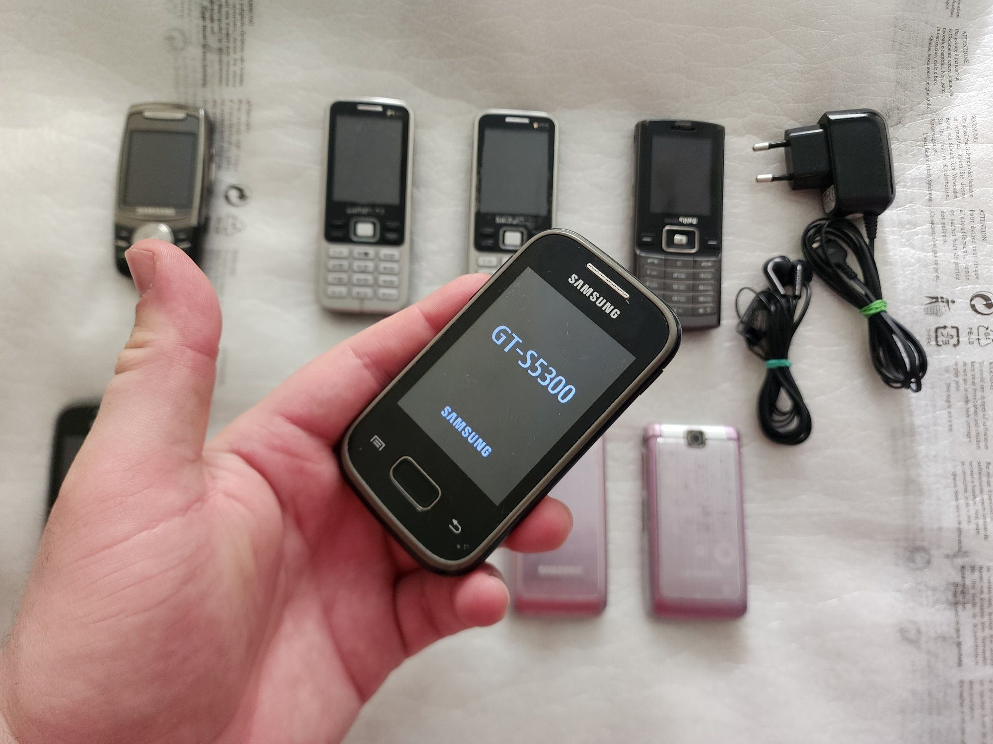 Samsung D780i.Полностью рабочий.2 сим карты.Лот.
