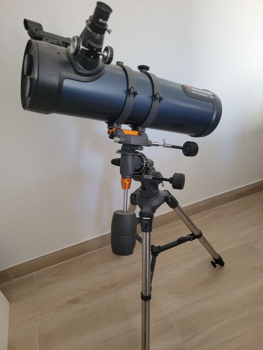 Telescópio  celestron astromaster 130