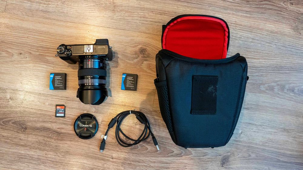 Panasonic Lumix GX80 + obiektyw i gratisy