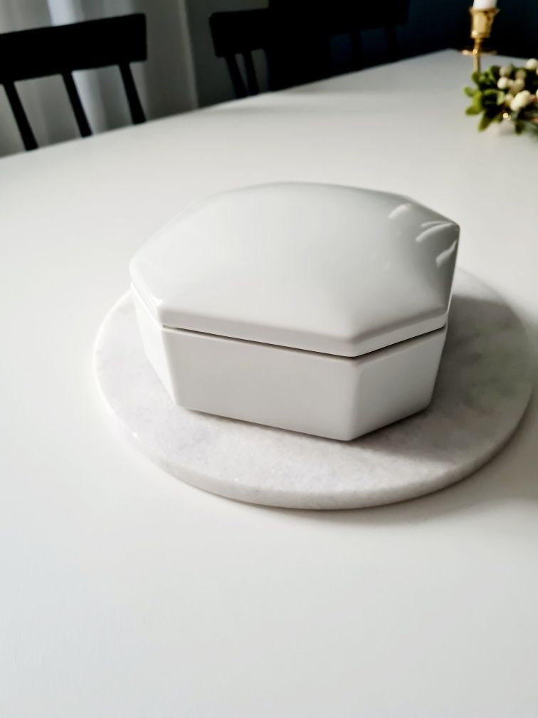 Puzderko limoges francja francuskie wyjatkowe porcelanowe białe piękne