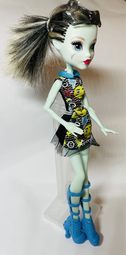 Кукла Frankie Stain з серії Monster high