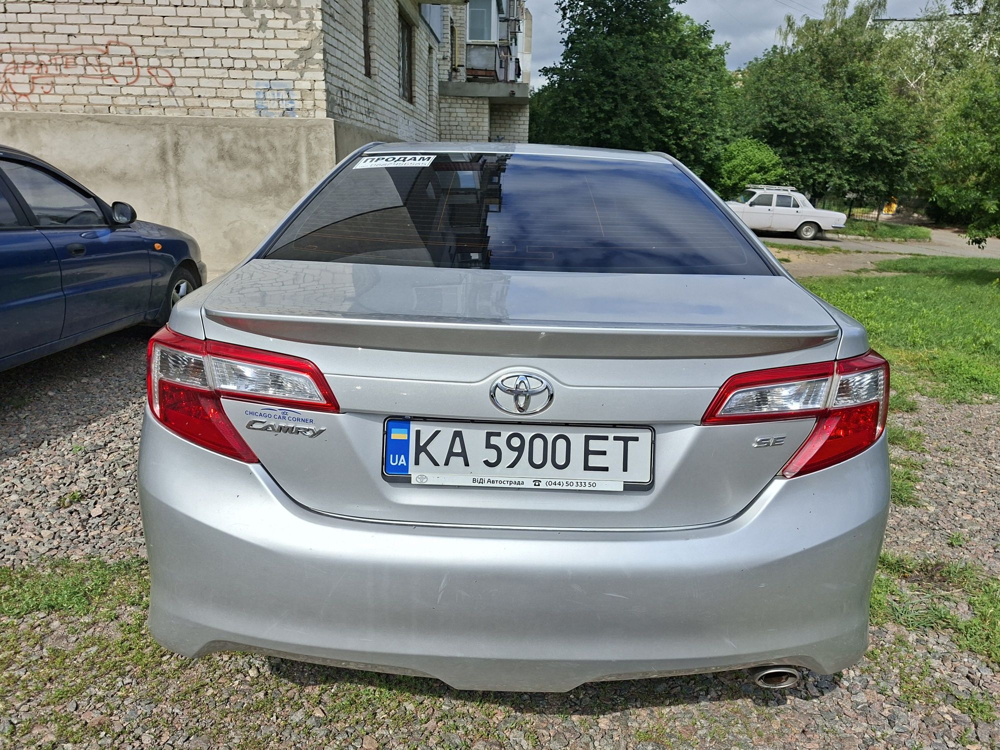 Продам надійний седан Toyota Camry 50 в отличном стані!