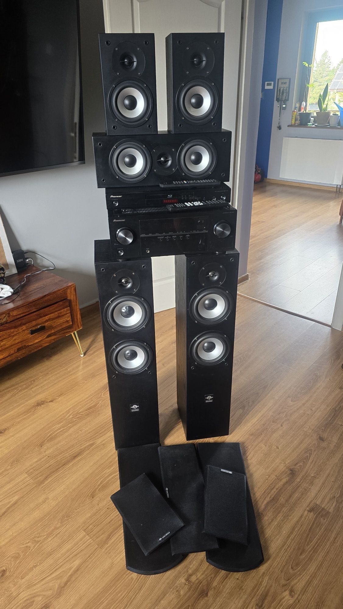 Zestaw kina domowego Pioneer , Amtech 5kolumn, amplituner, Blueray,