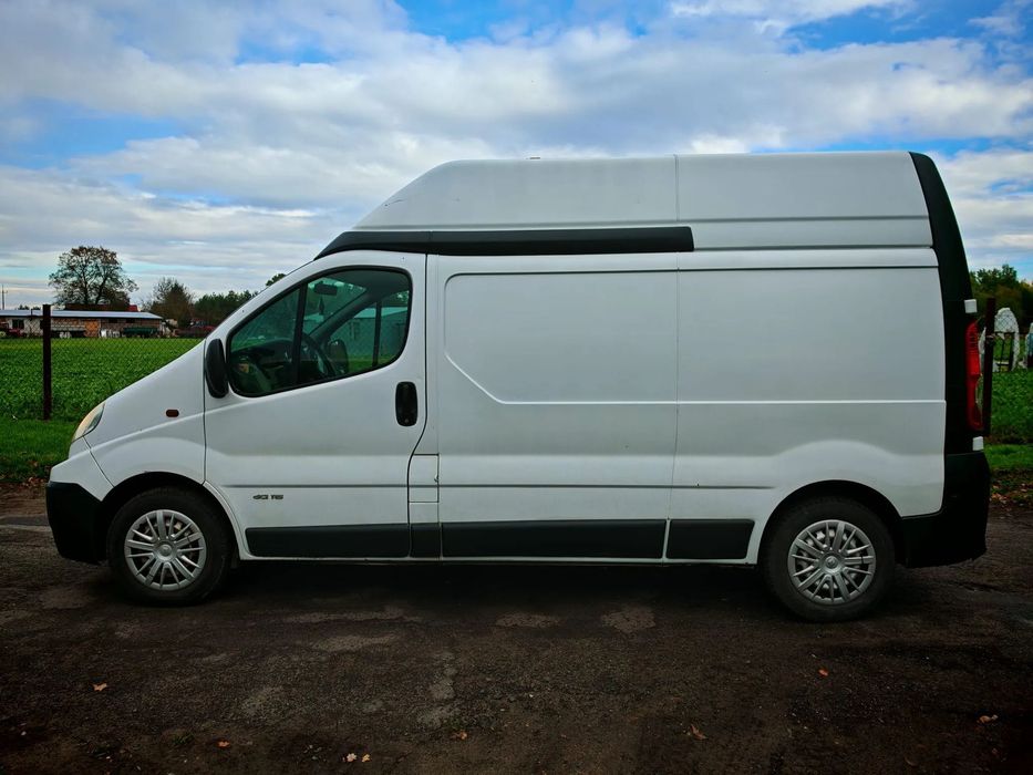 Renault Trafic  Renault Trafic 2.0 dCi L2H3 po wymianie rozrządu