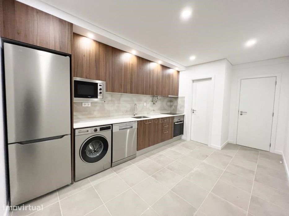 Apartamento T2 totalmente remodelado em Aires, Palmela