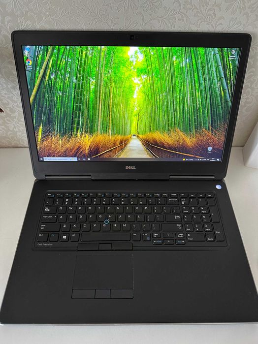 Ігровий 17" Dell Precision 7710 Xeon 1535M RAM 16Gb/256Gbx2 R9 M390X