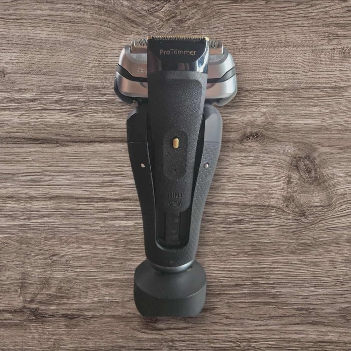 Golarka głowicowa do zarostu Braun Series 9 Pro+ 9510s czarna