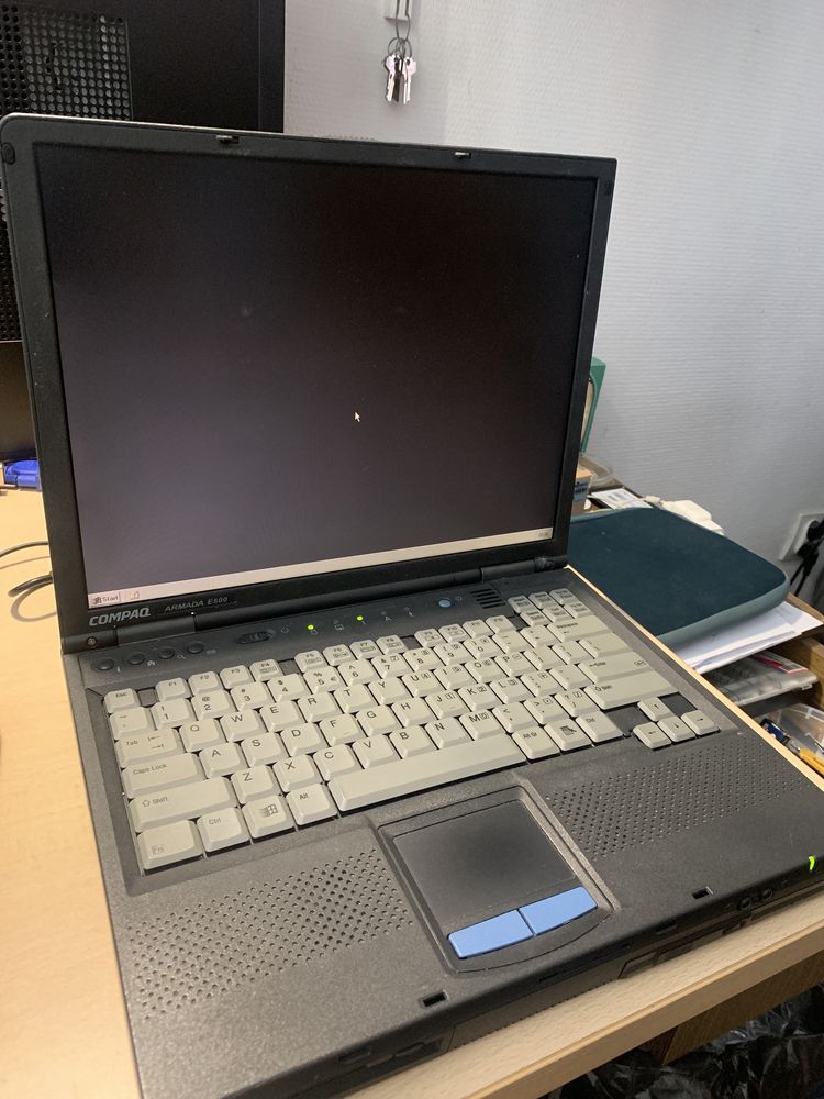 laptop Compaq PP2060 używany