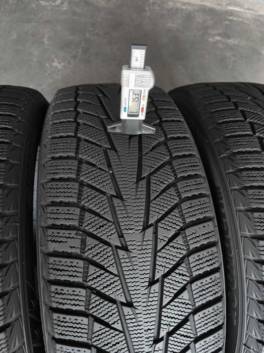 R17 225 60 шини зимові 2023р.  Hankook Winter I*cept IZ2