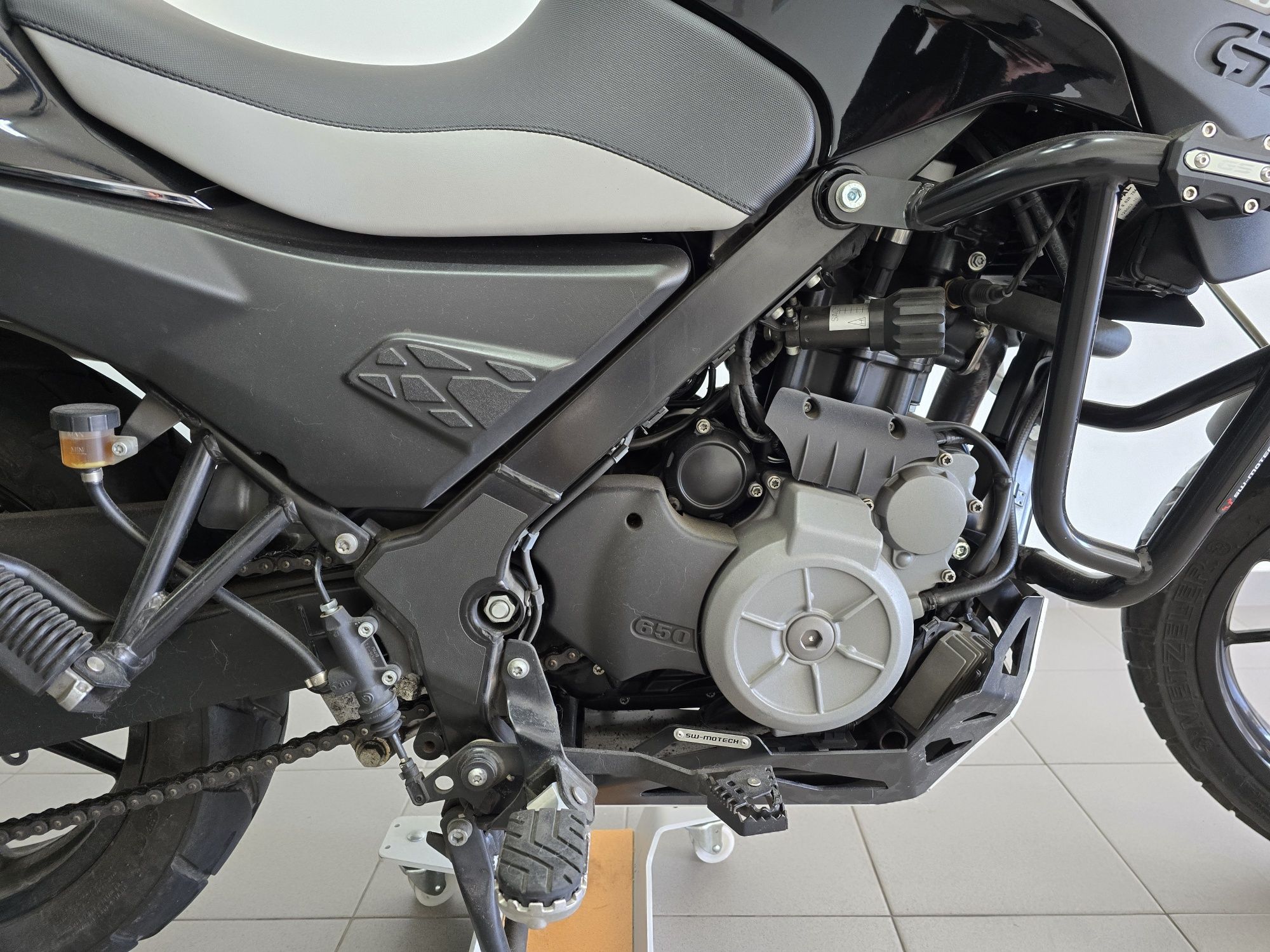 BMW G 650GS  literalmente NOVA