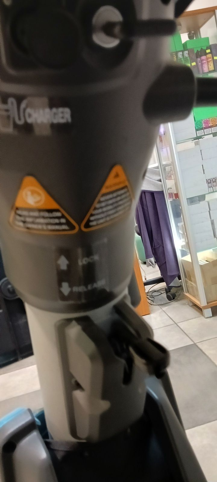 Skuter elektryczny dla seniora . Skuter inwalidzki akumulatorowy