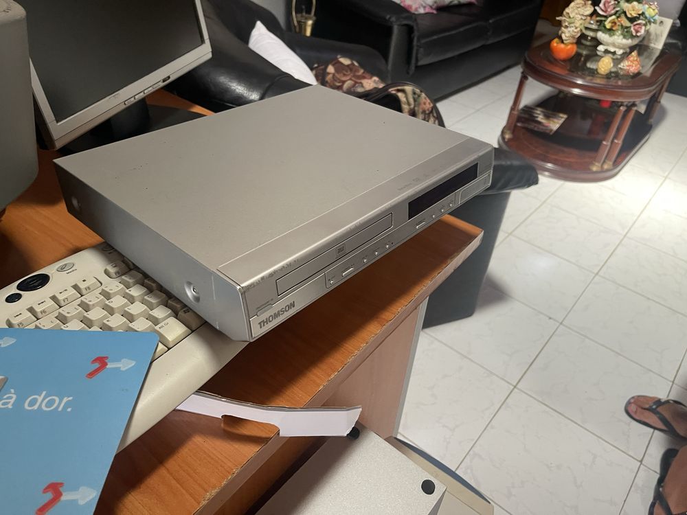 Leitor de dvd pouso usado em bom estado