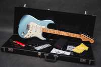 Fender American Deluxe Plus Stratocaster Ice Blue Metallic 2013