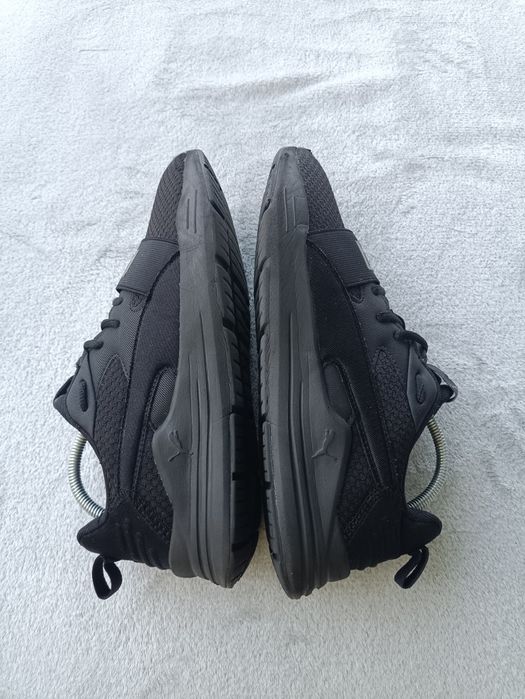 Женские кроссовки беговые Puma р40