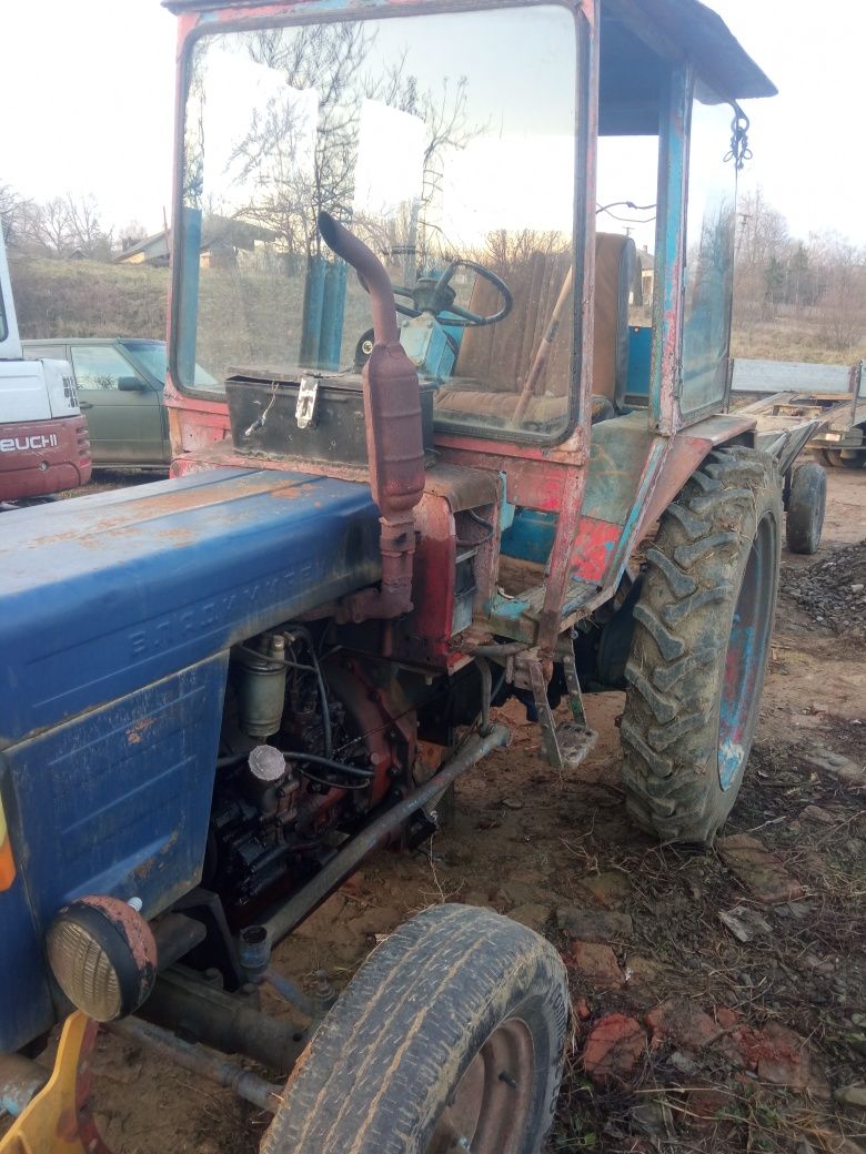 Трудяга т25 із навісний обладнанням