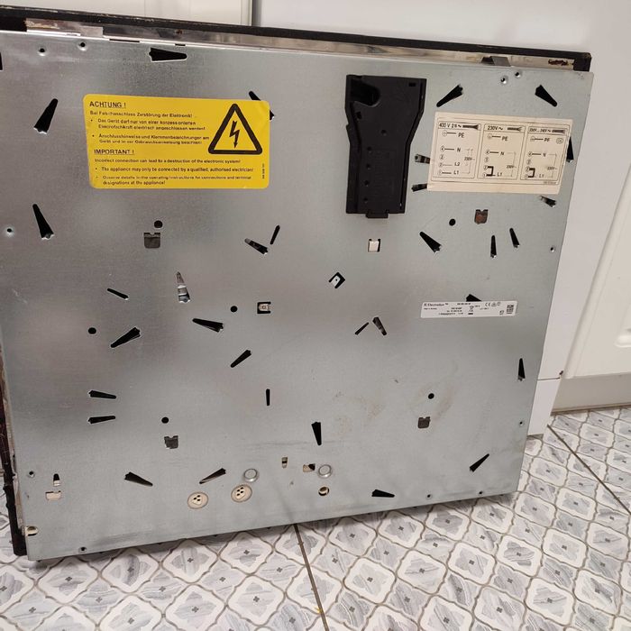 Варочна поверхня Electrolux EHS 60180P