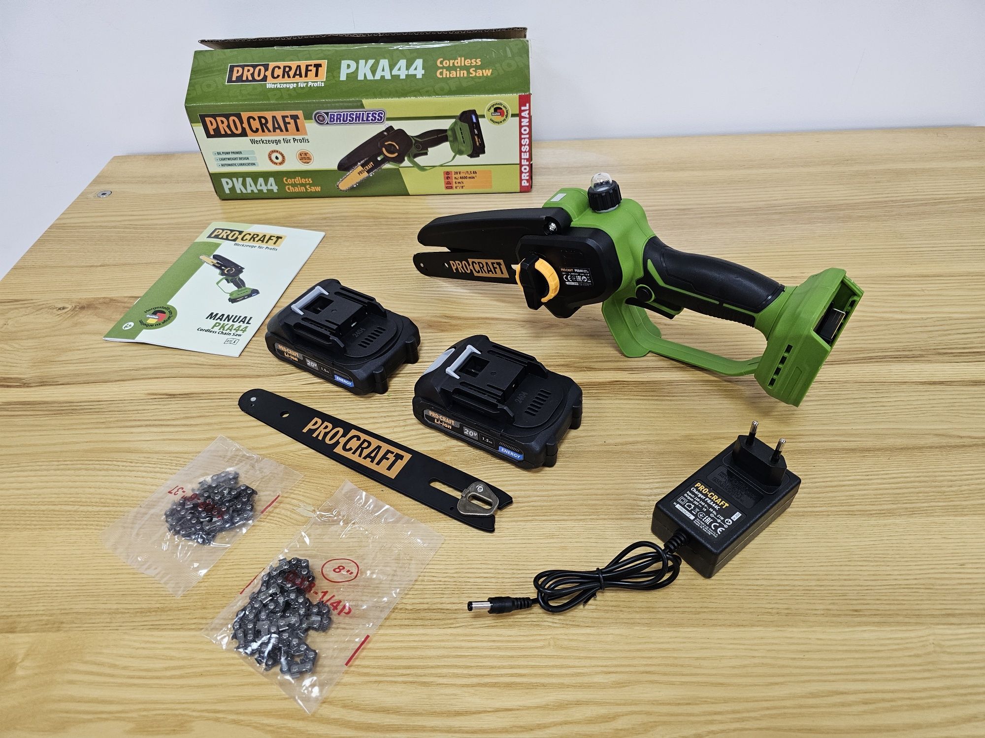ProCraft PKA44 Мини Пила Аккумуляторная +2Акб+2Шины+2Цепи Подача масла