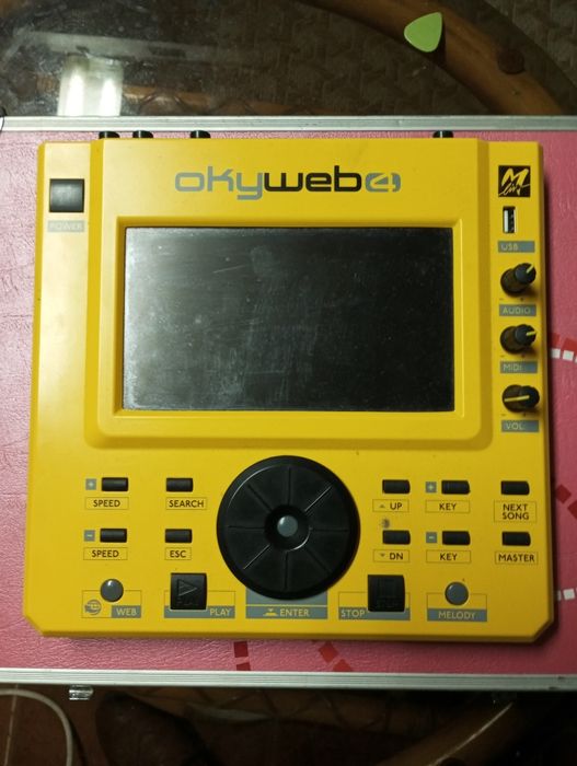 Okyweb4 sistema karaoke profissiona ou para dar espetáculos ao vivo et