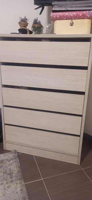 Cómodas com gavetas