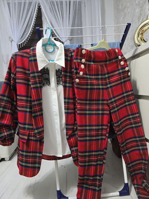 Marynarka damska plus spodnie