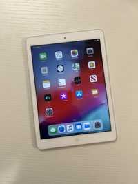 iPad Air 1 9.7 16Gb Wi-Fi Silver