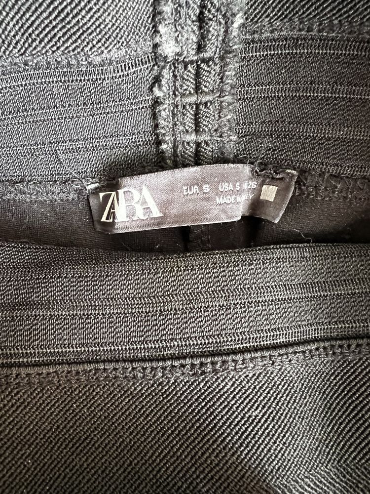 Продам легінси Zara