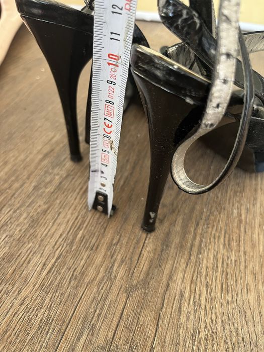 Zestaw Calvin Klein I Guess szpilki sandałki na obcasie r 37 czarne