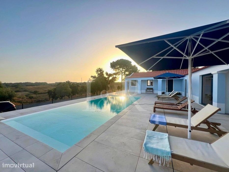 Quinta equestre com moradia T5+3 e piscina em Santiago do Cacém