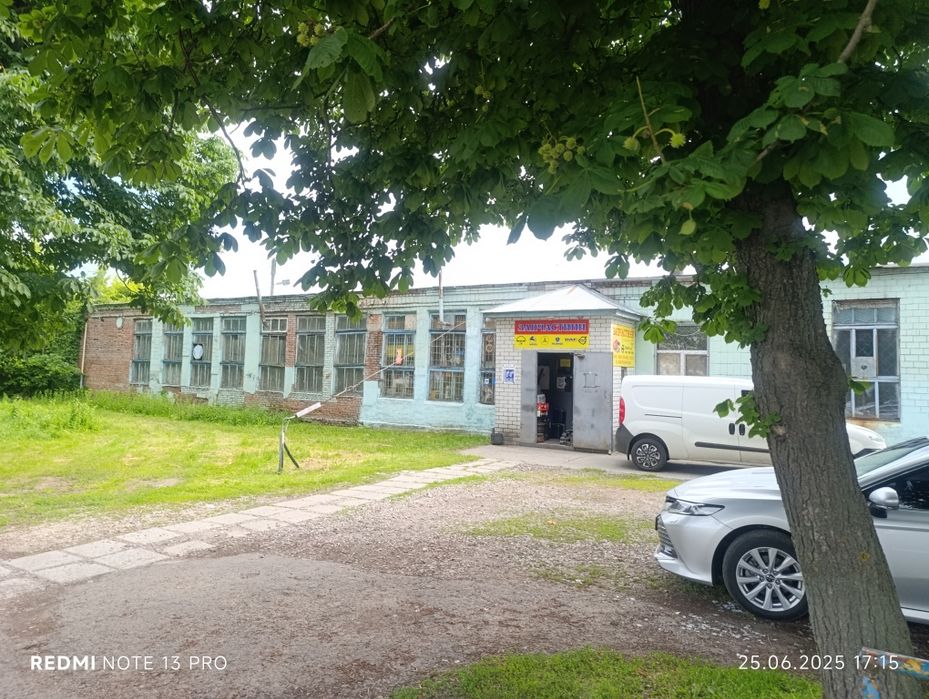 Продаж нерухомості автосалону та СТО