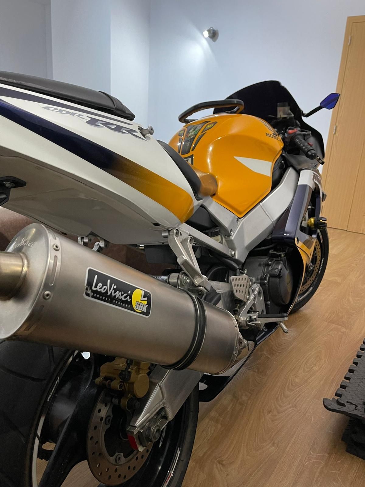 Mota cbr 900 fireblede