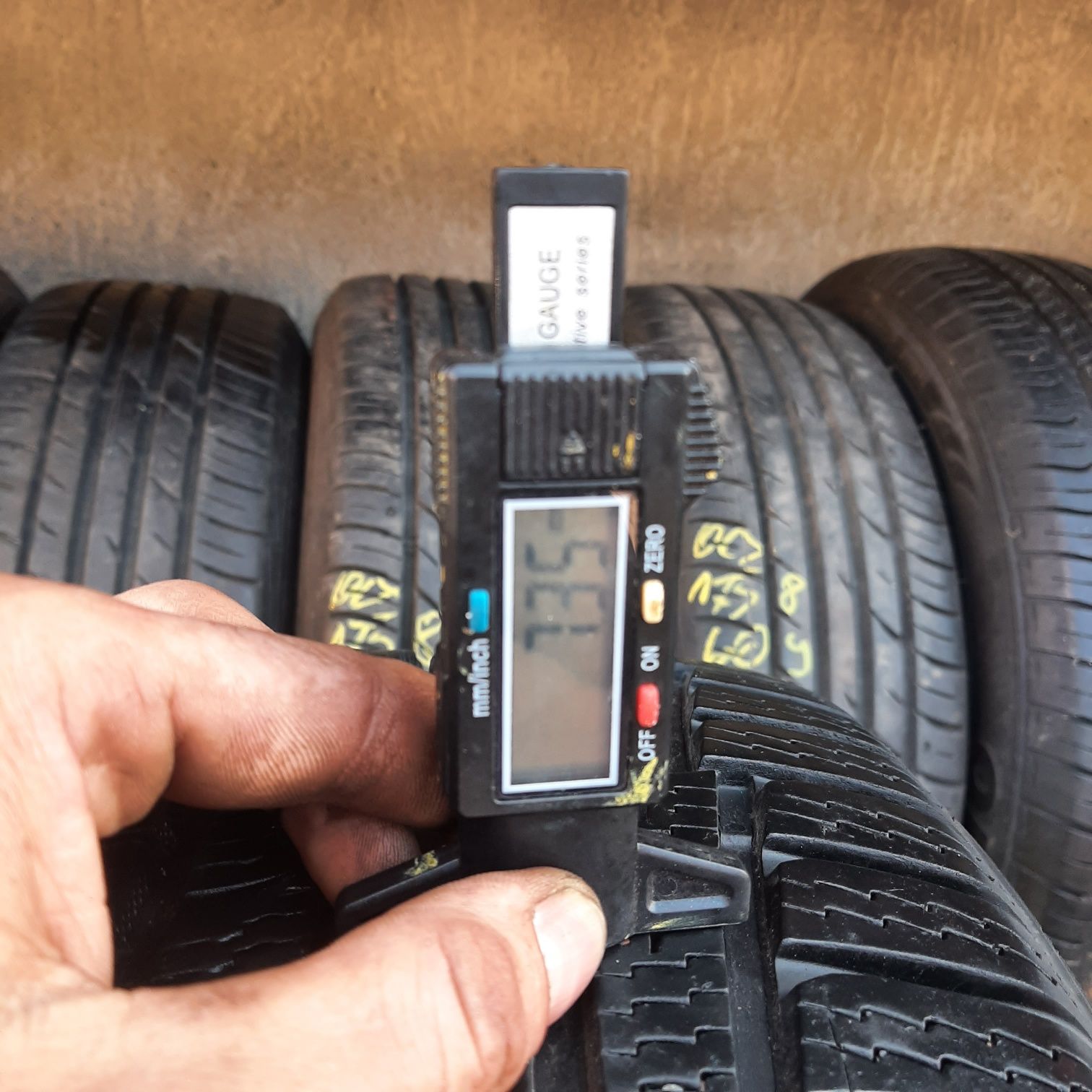 Opona Zimowa Nokian 215/50R17 95V