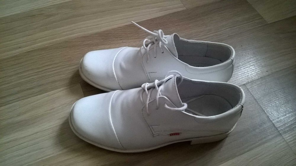 Buty komunijne rozm. 32 (chłopak) wizytowe, skóra, wkładka 21 cm