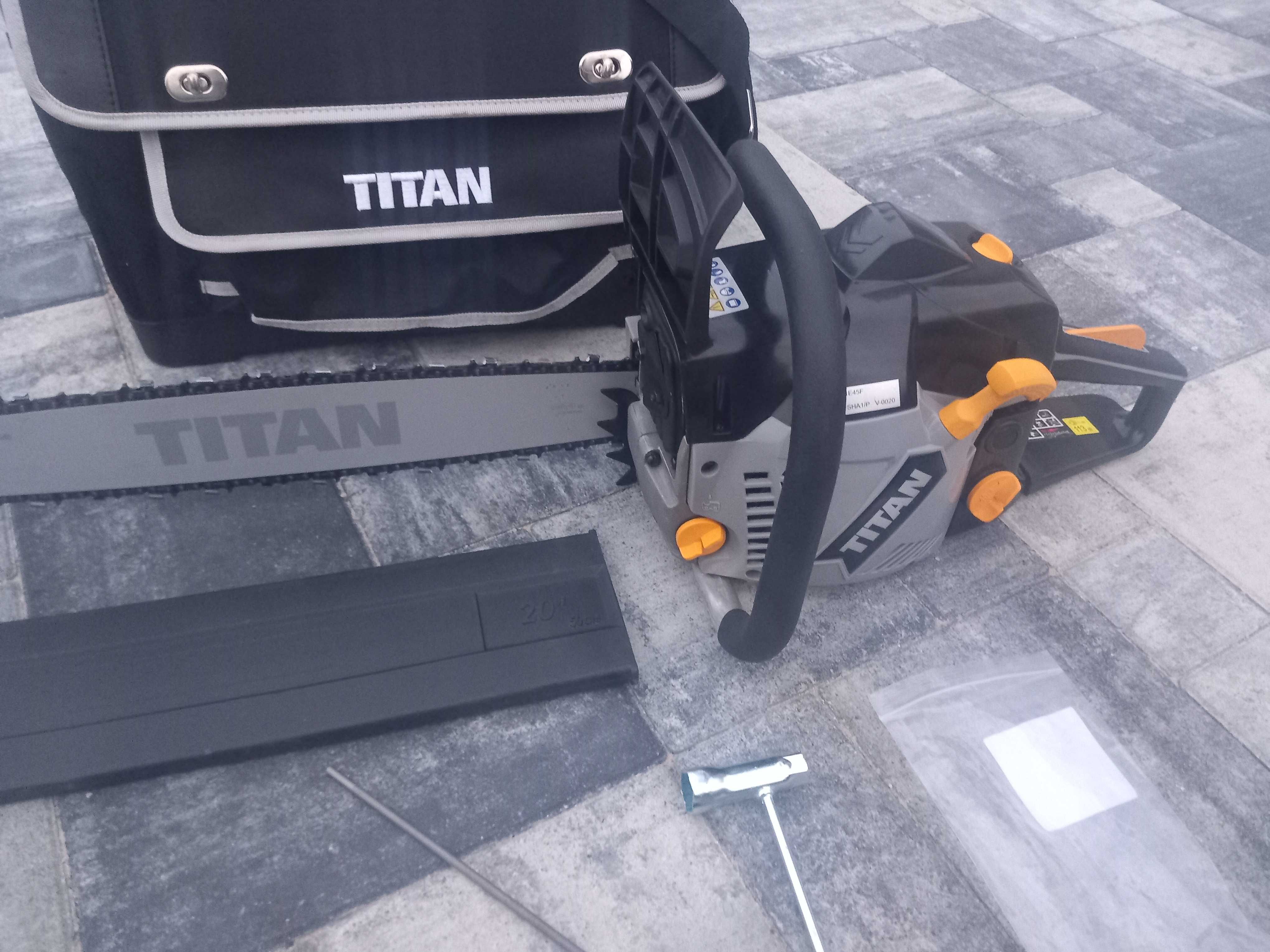 Piła pilarka spalinowa z walizką Titan TTL760  2,9 KM!!
