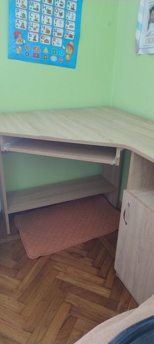 Письмово-компютерний стіл