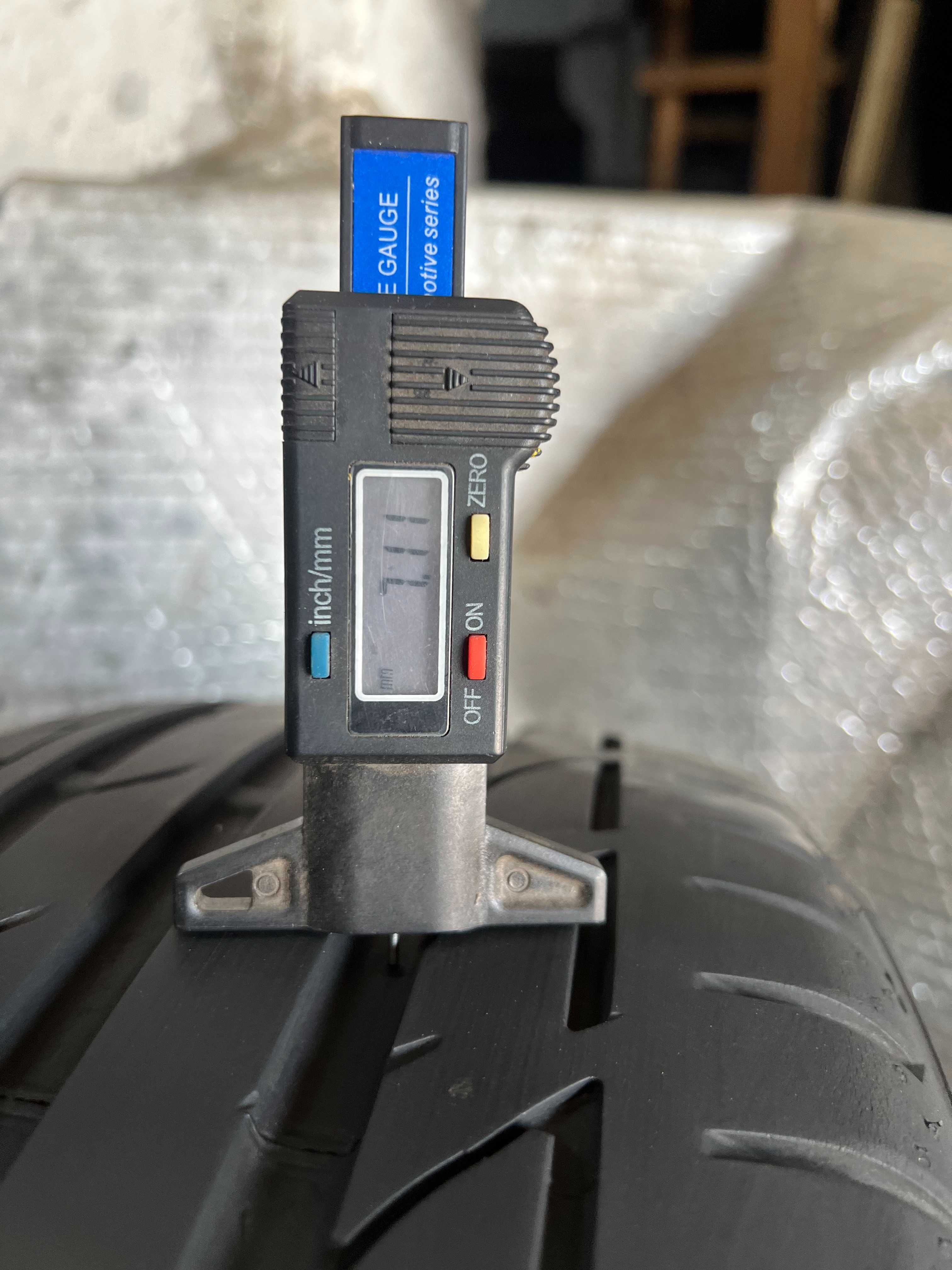 Шини Б/в 225.45.19 комплект Bridgestone