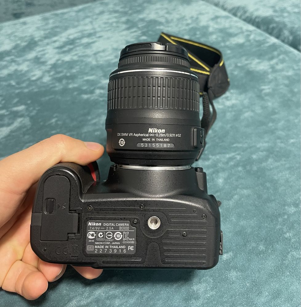Фотоапарат Nikon 3100 с сумкой и флешкой