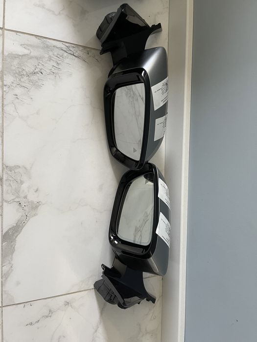 Зеркало до bmw g12 з камерою на 9 пін.