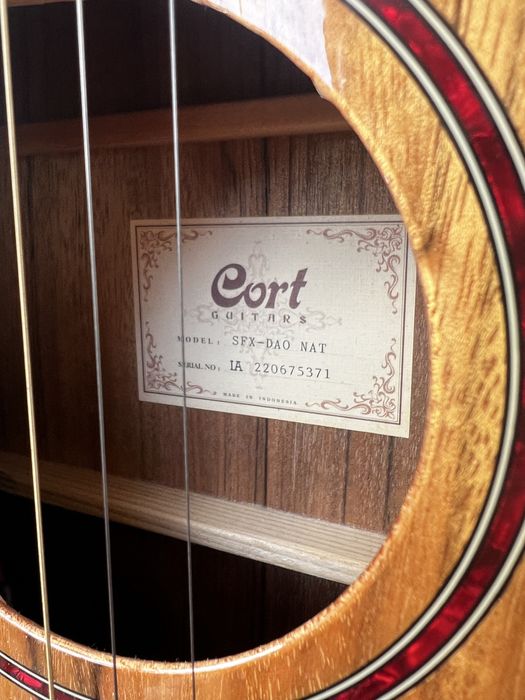 Gitara Cort SFX-DAO NAT