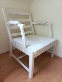 Biały fotel duży solidny drewno krzesło BDB