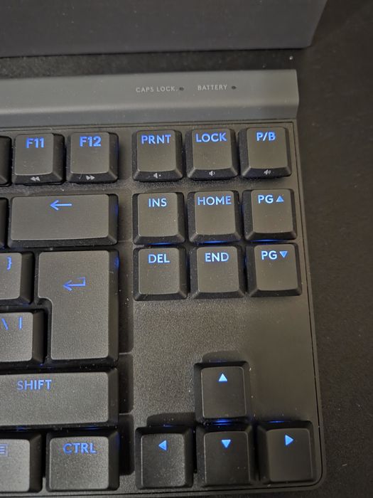 teclado mecanico logitech g515 lightspeed tkl rgb wireless/bluetooth