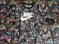 T-shirt chłopięcy Nike 104-110 ( 4-5 lat ) Nowy