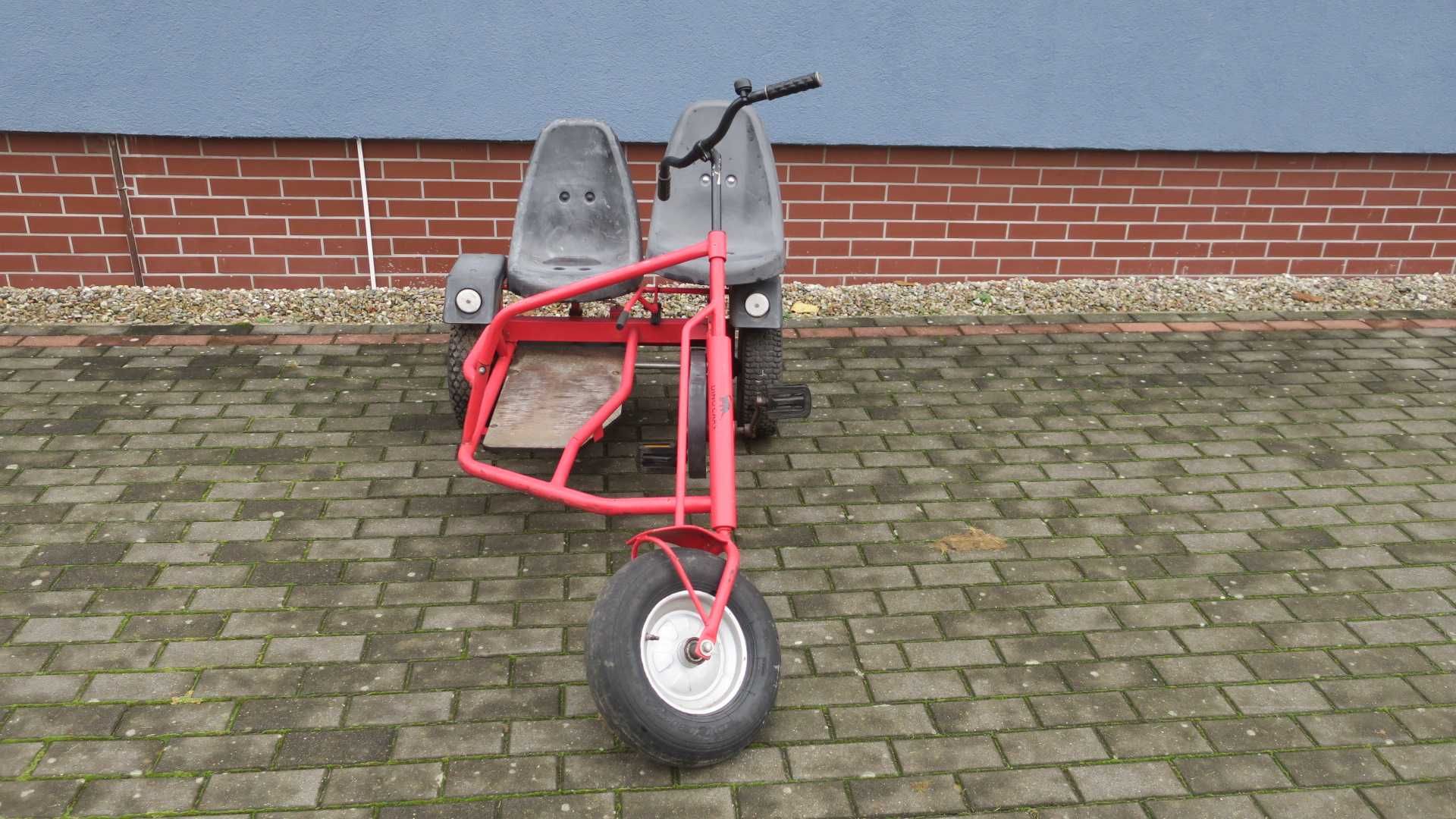 Gokart na pedały DINO - 2 osobowy