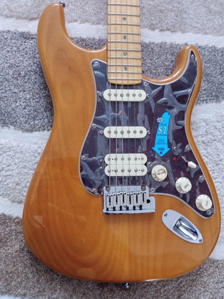 Fender stratocaster deluxe HSS USA jak nowy