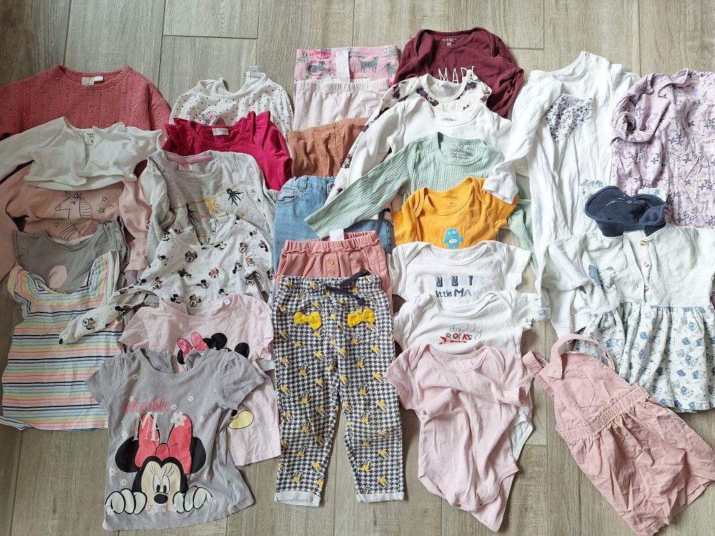 Paka ubrań r. 92 bluzki swetry body spodnie i inne - 27 ubrań