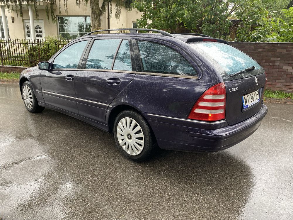 Na sprzedaż mercedes 2.2 tdi automat dobry stan w zamian gwarancję