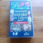 vendo vídeo enciclopédia Oxford da ciência